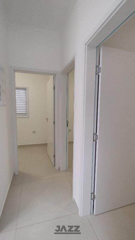 Casa à venda com 3 quartos, 80m² - Foto 11