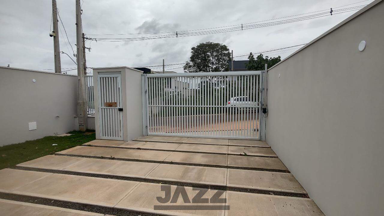 Casa à venda com 3 quartos, 80m² - Foto 2