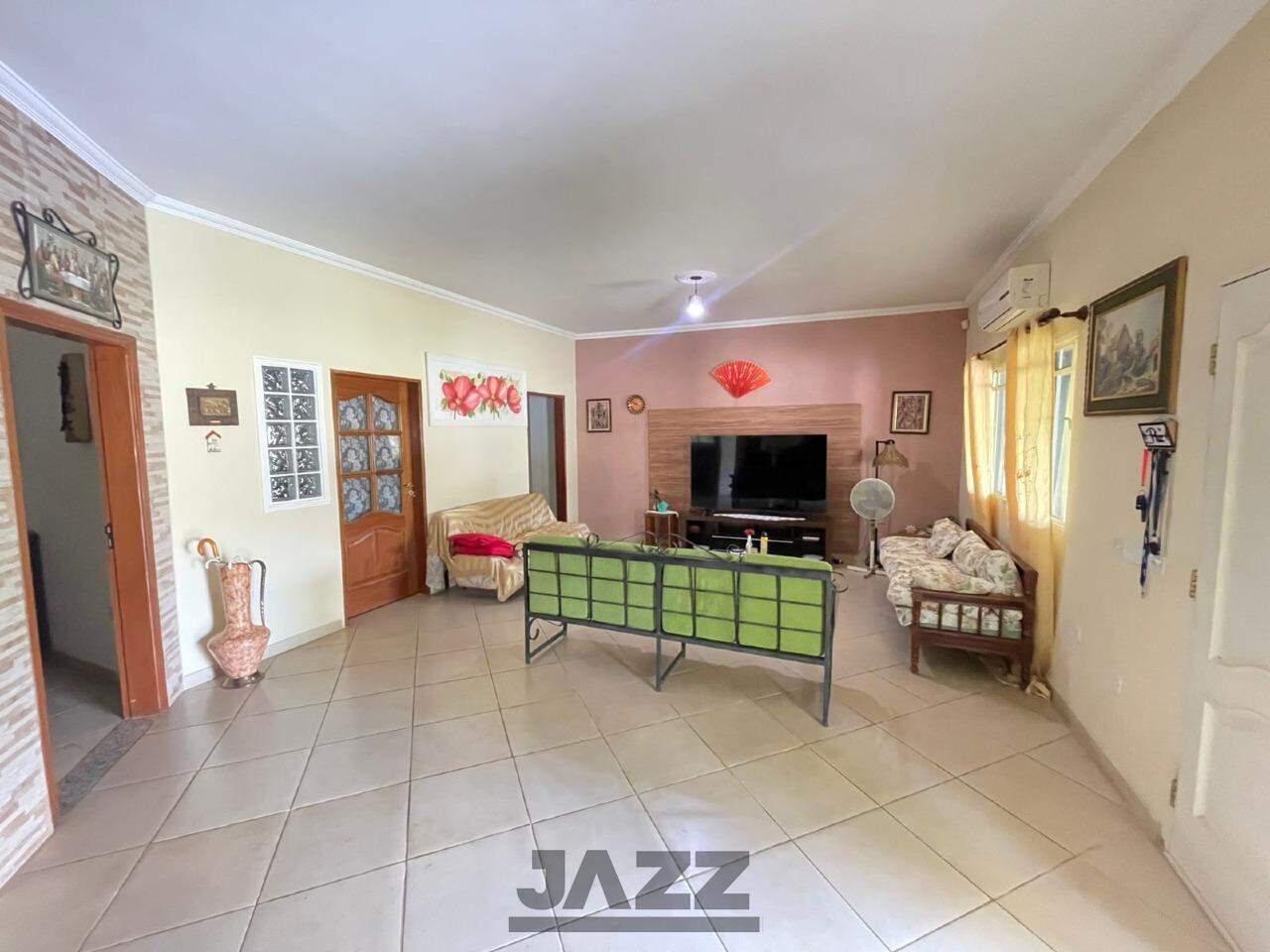 Fazenda à venda com 5 quartos, 540m² - Foto 3