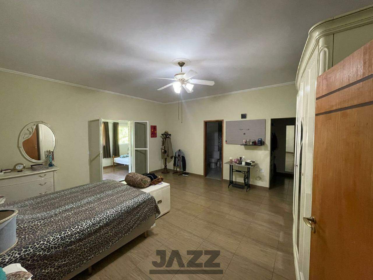 Fazenda à venda com 5 quartos, 540m² - Foto 4