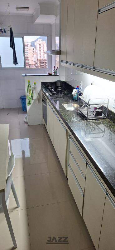 Apartamento à venda com 2 quartos, 85m² - Foto 7