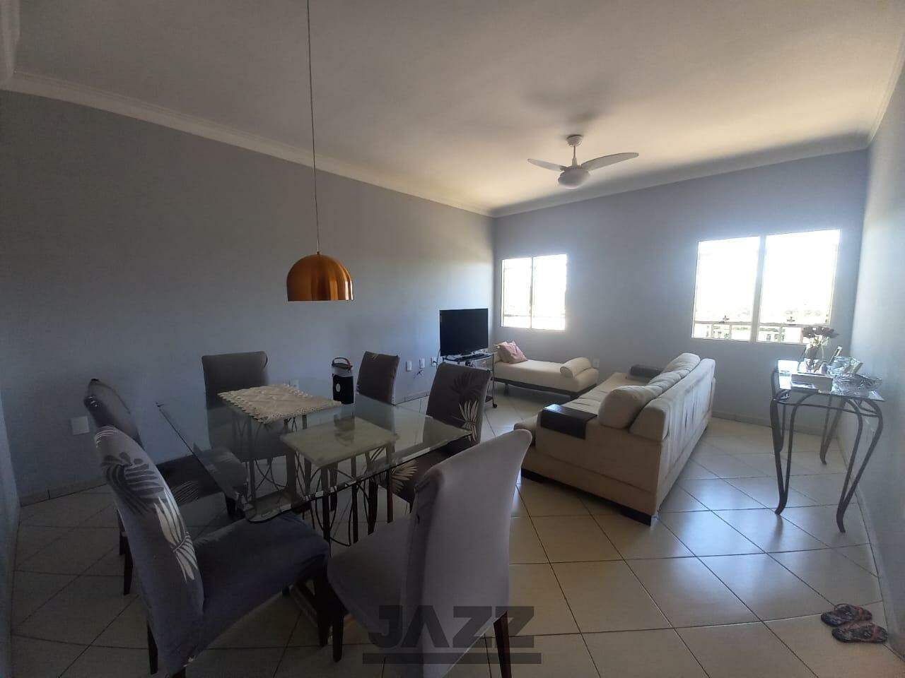 Casa à venda com 3 quartos, 140m² - Foto 1