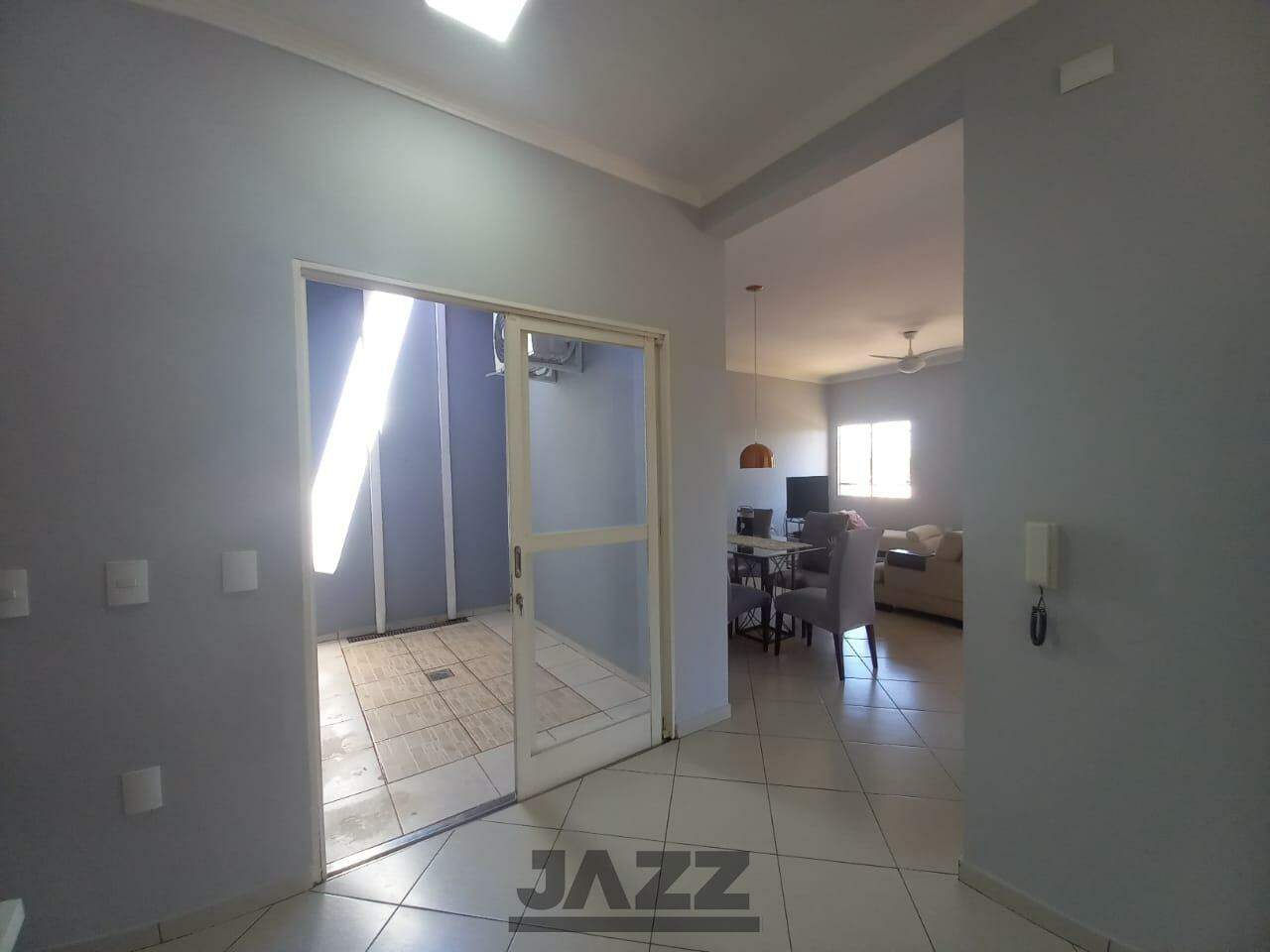 Casa à venda com 3 quartos, 140m² - Foto 3