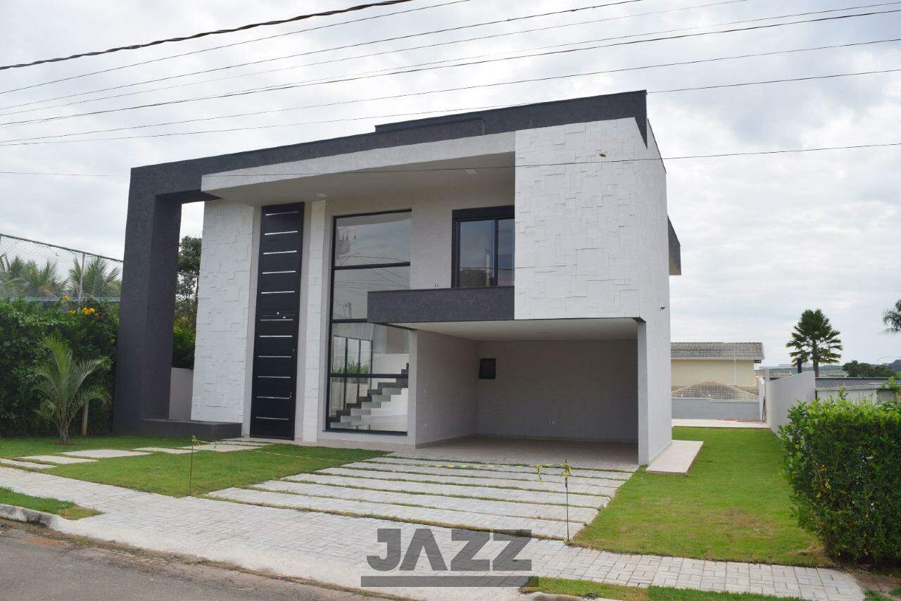 Casa à venda com 4 quartos, 252m² - Foto 2