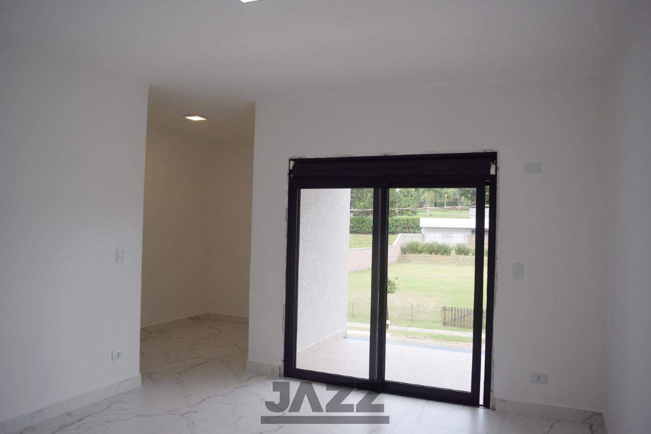 Casa à venda com 4 quartos, 252m² - Foto 18