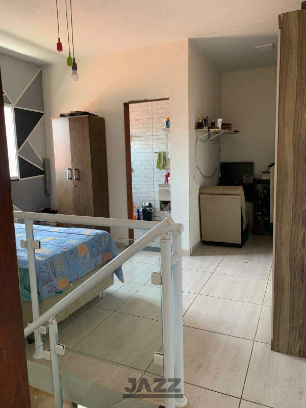 Casa à venda com 6 quartos, 230m² - Foto 25