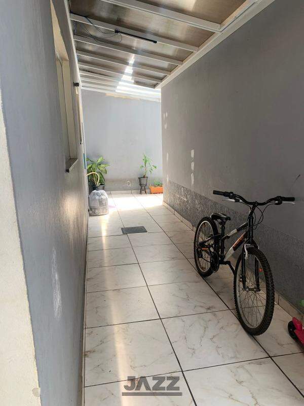 Casa à venda com 6 quartos, 230m² - Foto 16