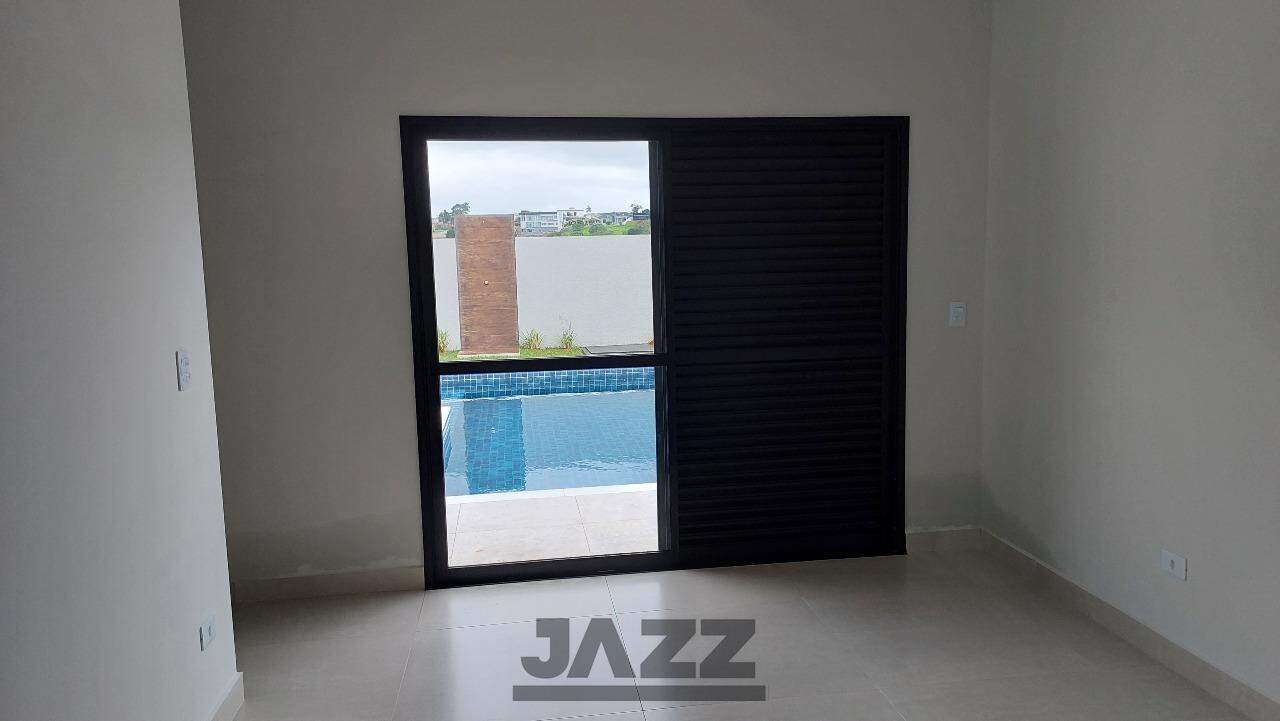 Casa de Condomínio à venda com 3 quartos, 240m² - Foto 15