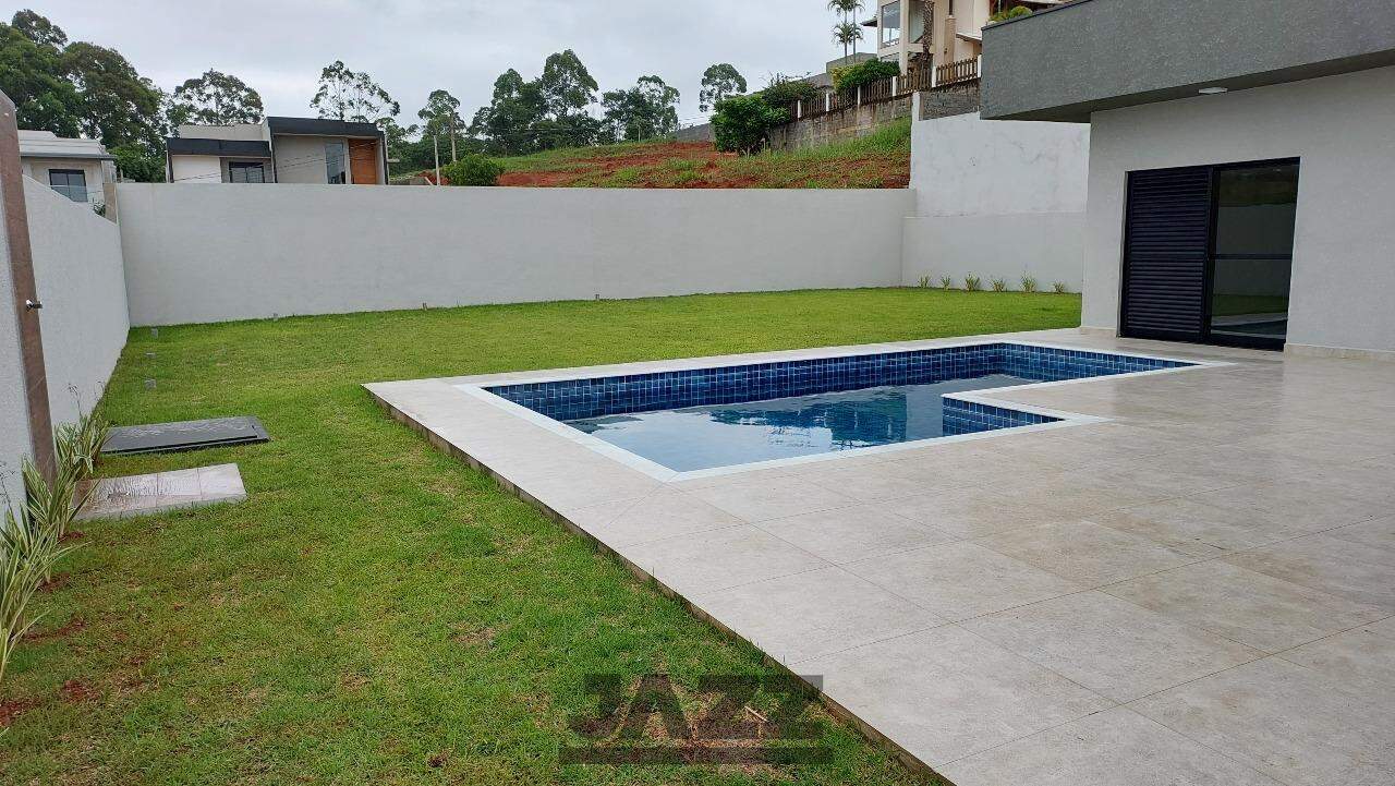 Casa de Condomínio à venda com 3 quartos, 240m² - Foto 4