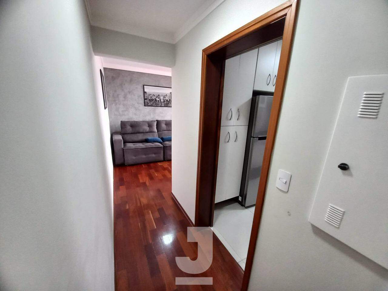 Apartamento para alugar com 2 quartos, 93m² - Foto 4