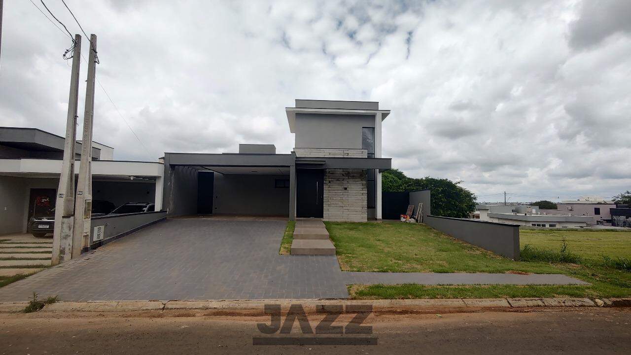 Casa de Condomínio à venda com 3 quartos, 300m² - Foto 2