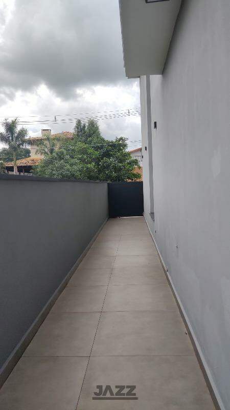 Casa de Condomínio à venda com 3 quartos, 300m² - Foto 33