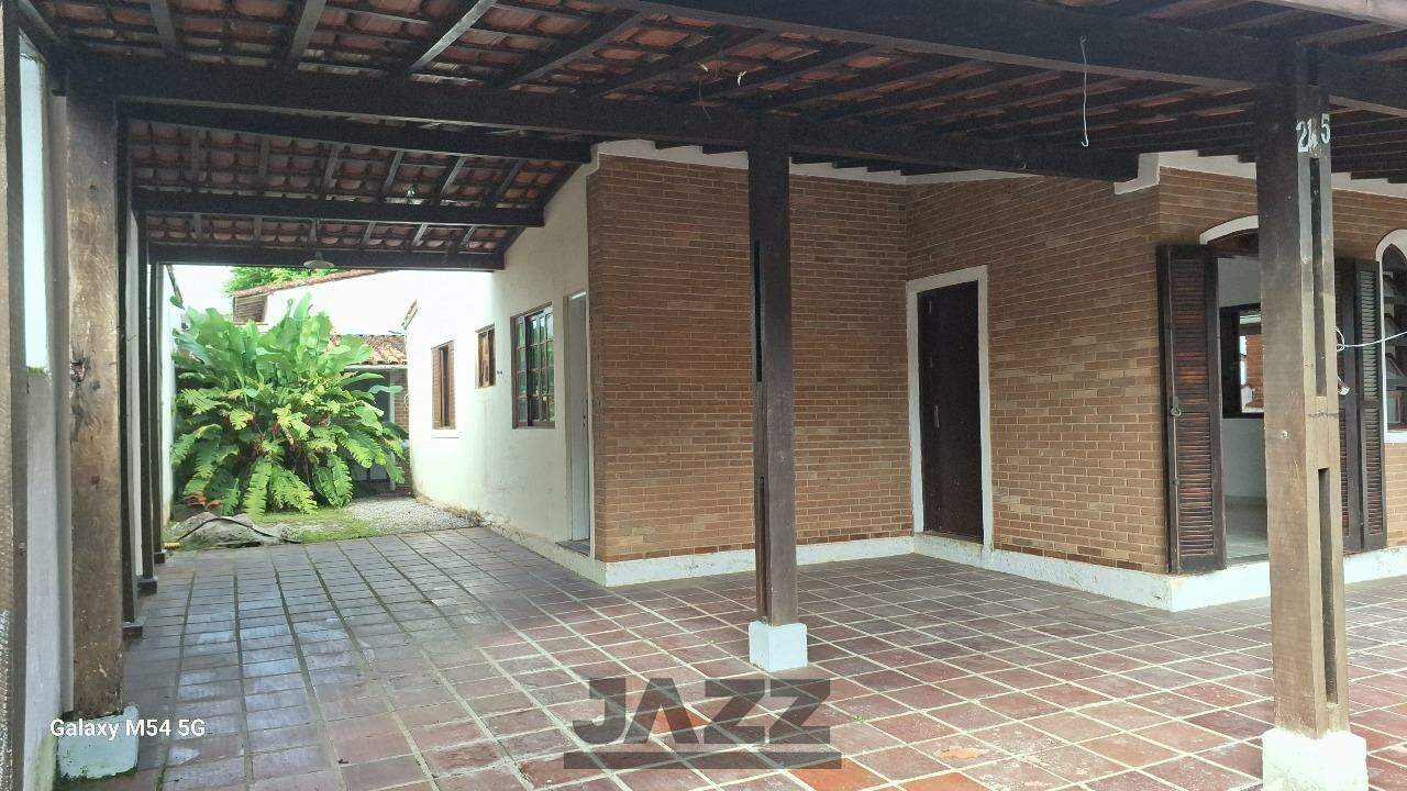 Casa à venda com 3 quartos, 250m² - Foto 33