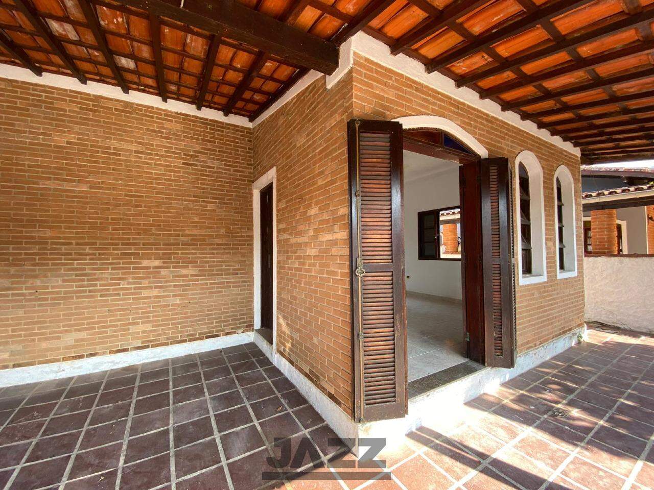 Casa à venda com 3 quartos, 250m² - Foto 6