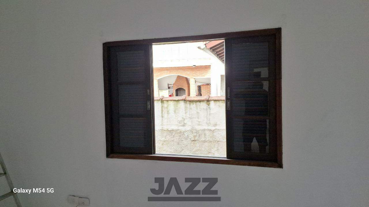 Casa à venda com 3 quartos, 250m² - Foto 32