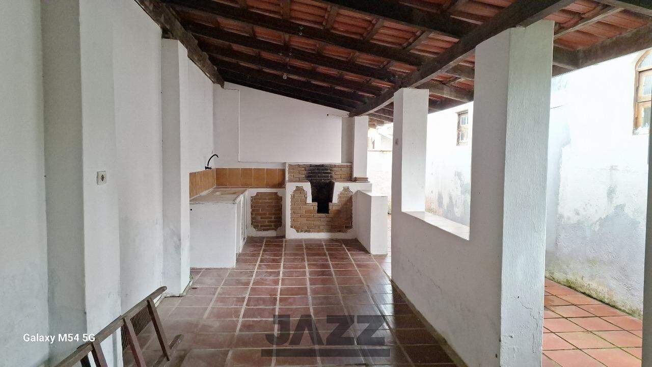 Casa à venda com 3 quartos, 250m² - Foto 28