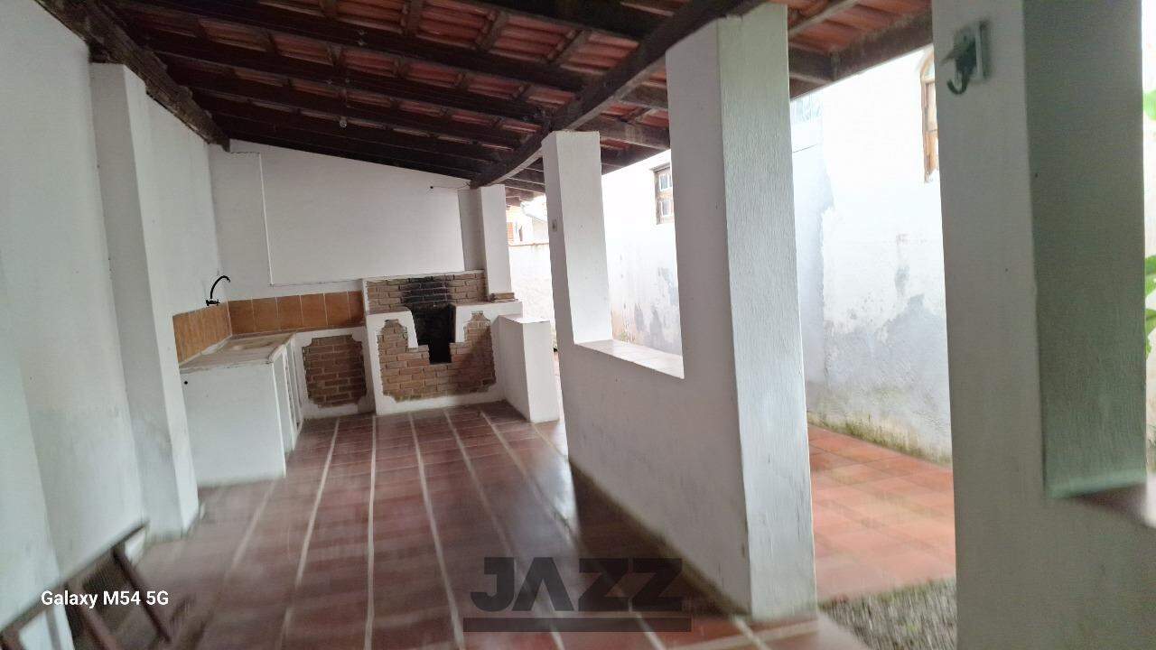 Casa à venda com 3 quartos, 250m² - Foto 41