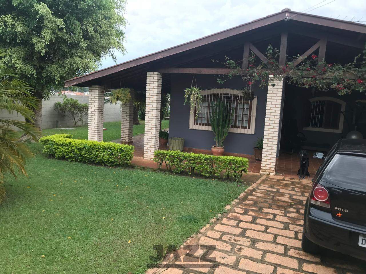 Fazenda à venda com 3 quartos, 225m² - Foto 1