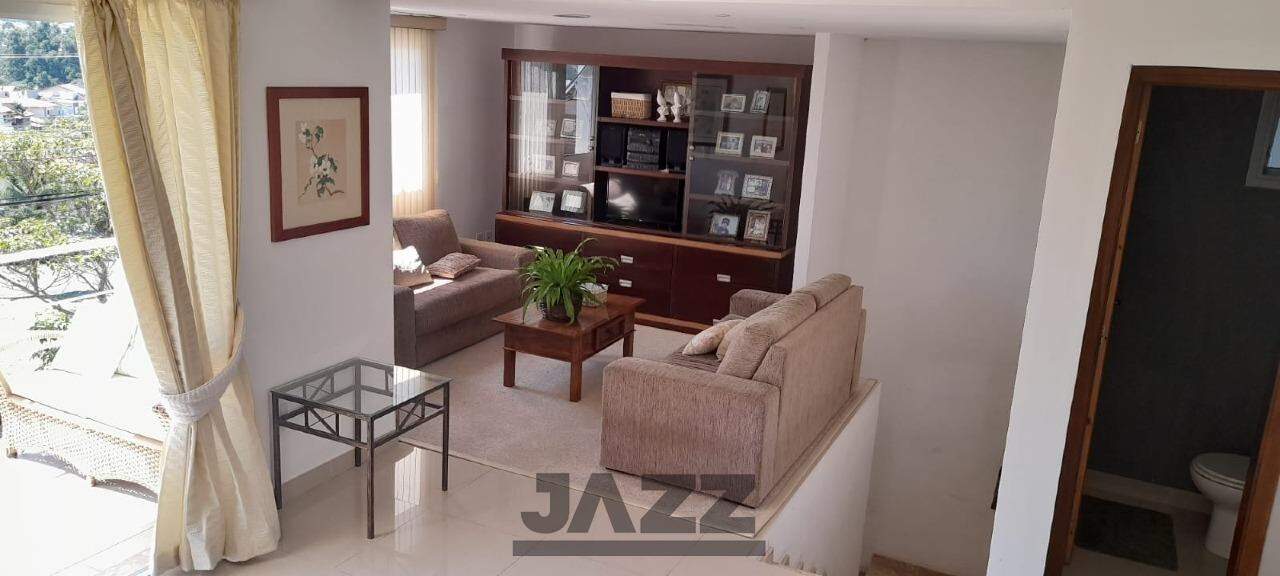 Casa de Condomínio à venda com 3 quartos, 235m² - Foto 3