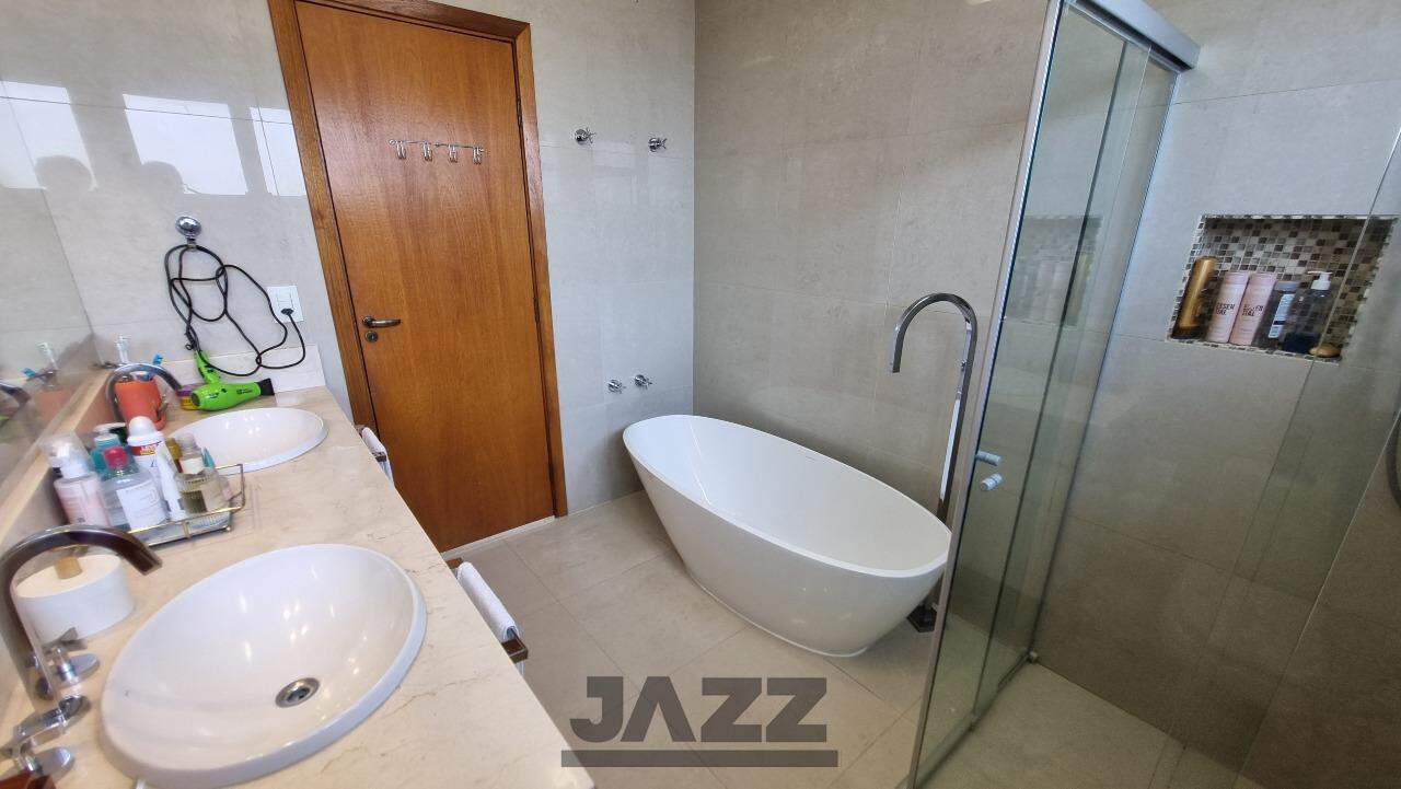 Casa de Condomínio à venda com 4 quartos, 330m² - Foto 43