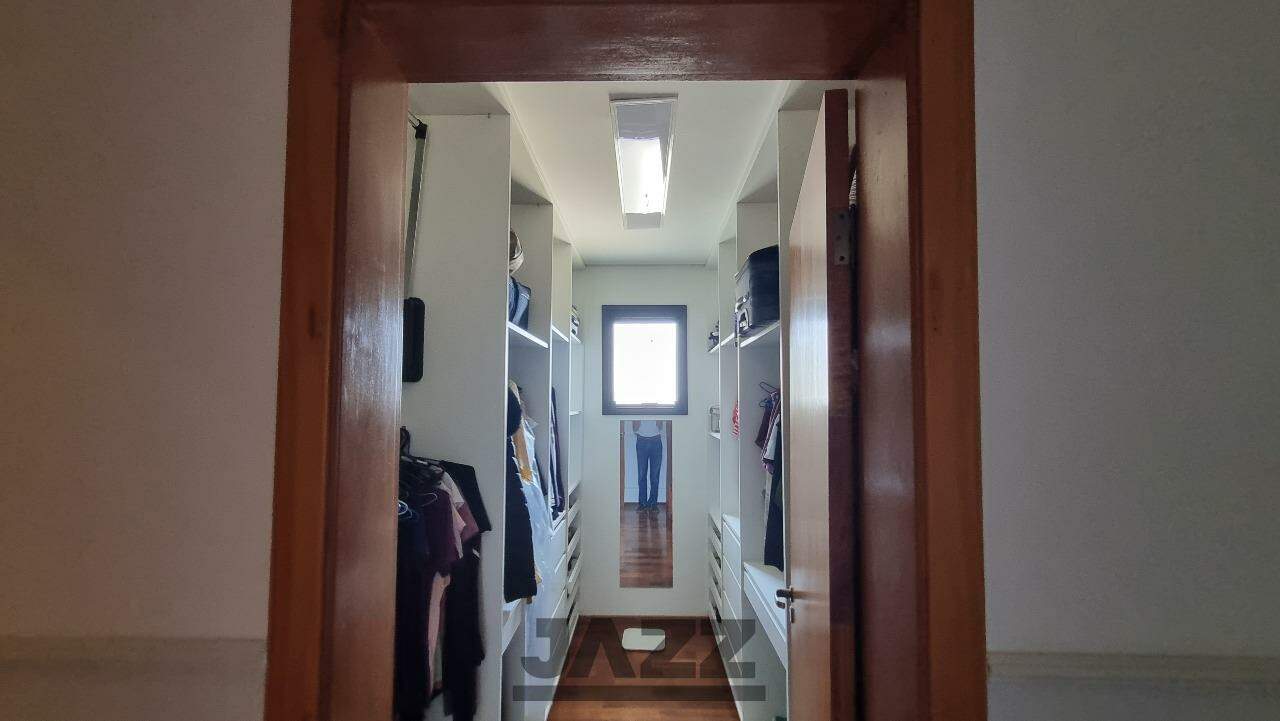 Casa de Condomínio à venda com 4 quartos, 330m² - Foto 42