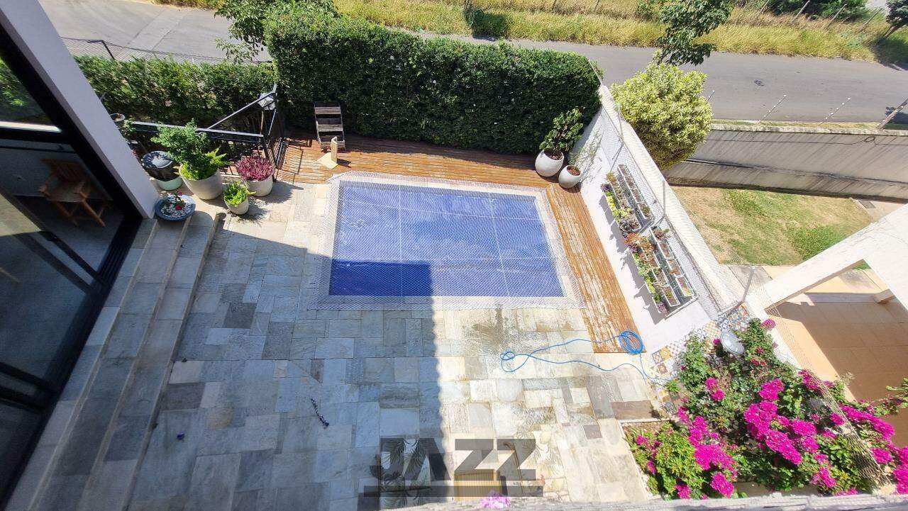 Casa de Condomínio à venda com 4 quartos, 330m² - Foto 38