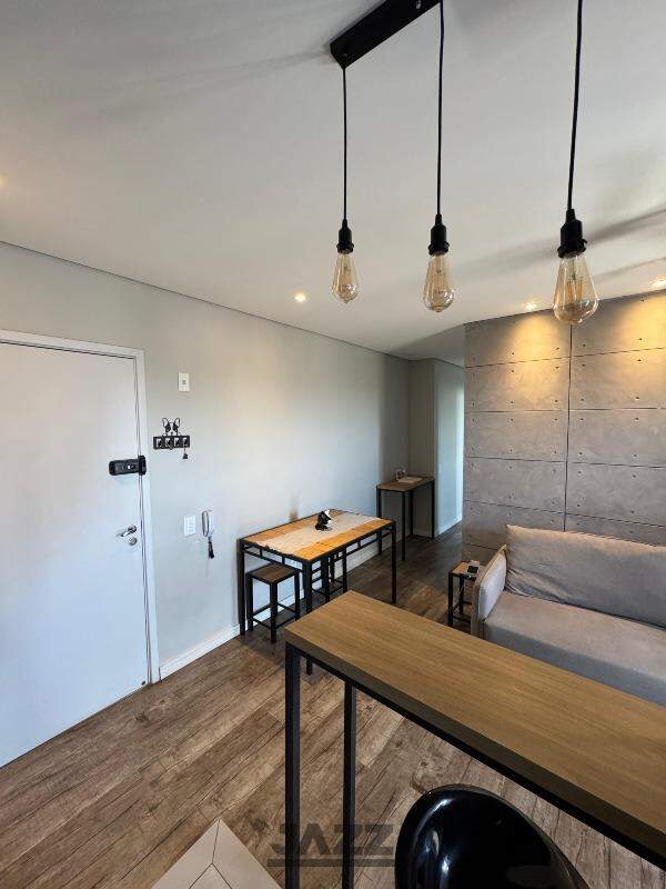 Apartamento à venda com 2 quartos, 56m² - Foto 13