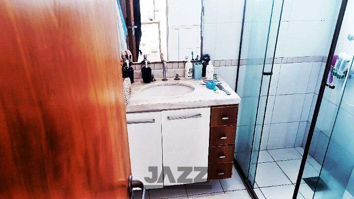 Casa de Condomínio à venda com 3 quartos, 234m² - Foto 21