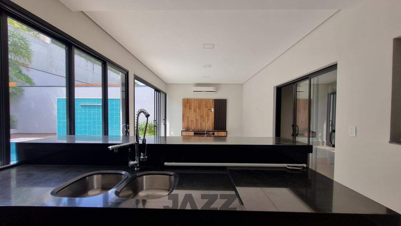 Casa de Condomínio para alugar com 4 quartos, 320m² - Foto 8