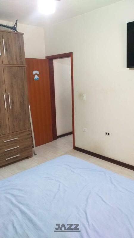 Casa à venda com 3 quartos, 200m² - Foto 10