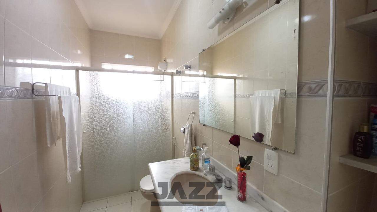 Casa à venda com 3 quartos, 138m² - Foto 18