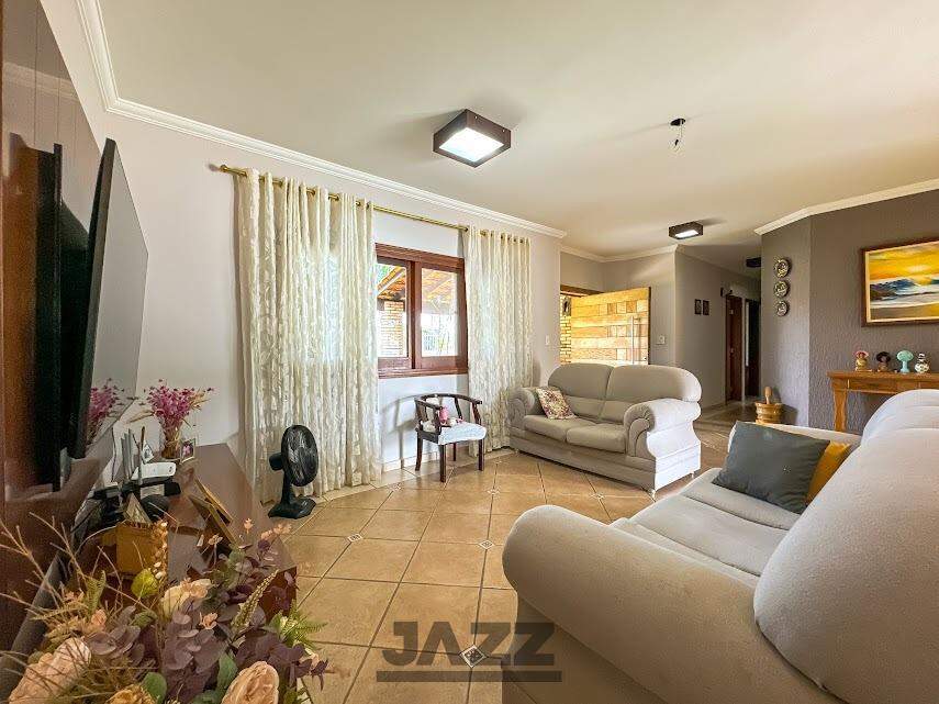 Fazenda à venda com 6 quartos, 680m² - Foto 11