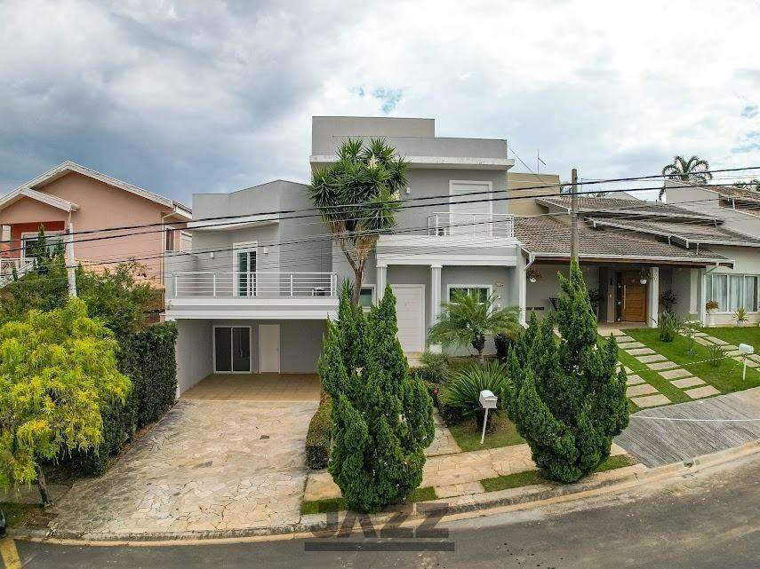 Casa de Condomínio à venda com 3 quartos, 208m² - Foto 1