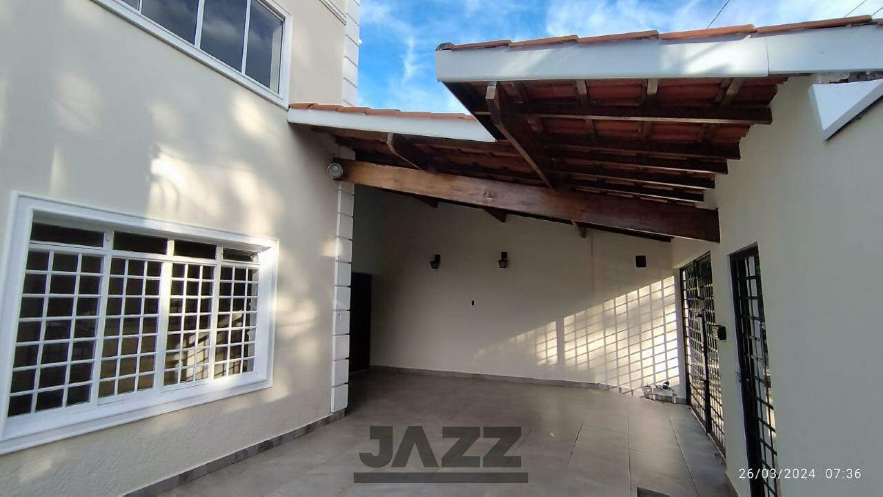 Casa à venda com 3 quartos, 212m² - Foto 3