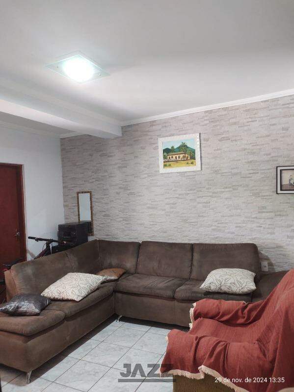 Fazenda à venda com 3 quartos, 350m² - Foto 2