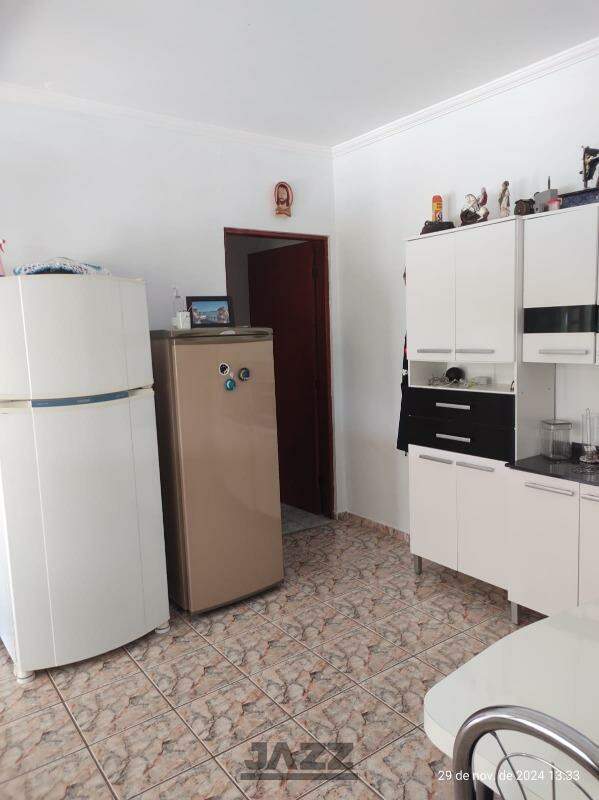 Fazenda à venda com 3 quartos, 350m² - Foto 9