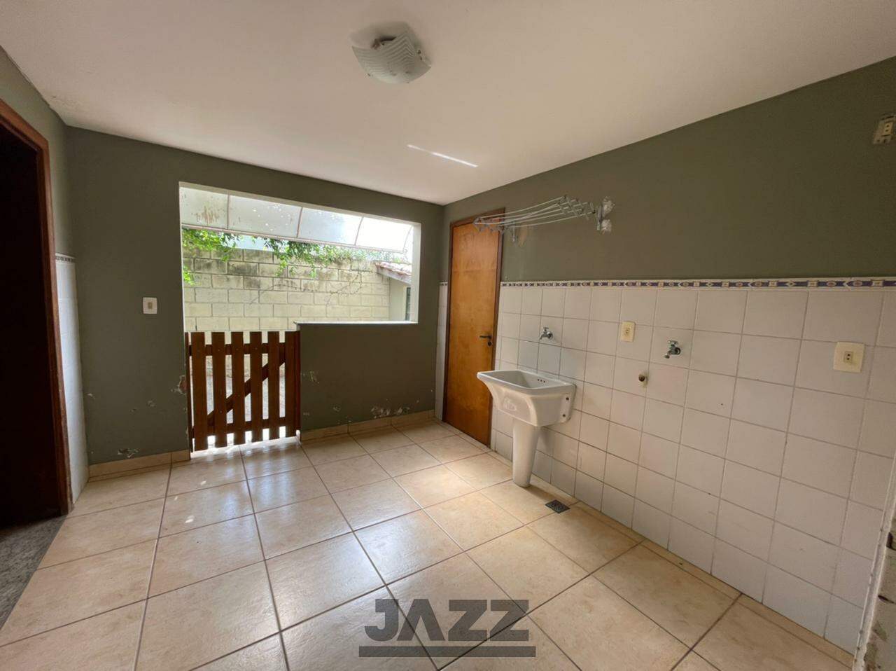 Casa de Condomínio à venda com 3 quartos, 197m² - Foto 6