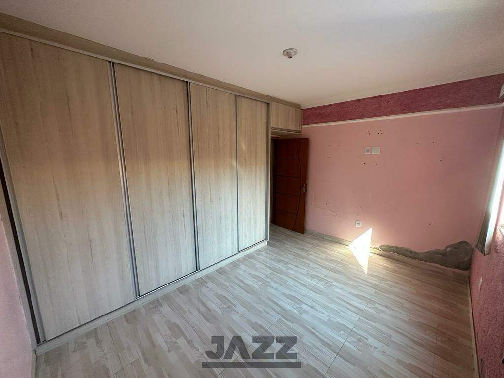 Casa à venda com 3 quartos, 210m² - Foto 8