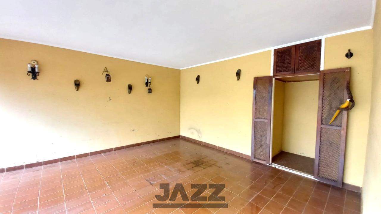 Casa à venda com 3 quartos, 252m² - Foto 28