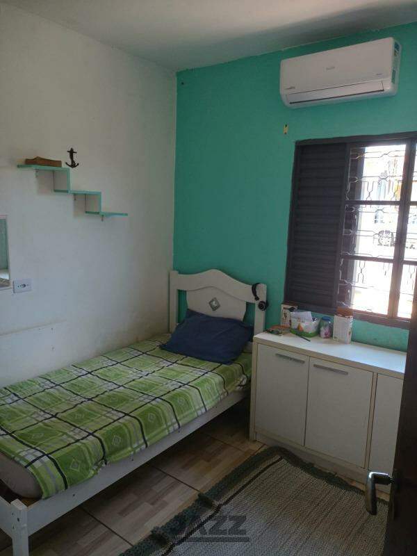 Casa à venda com 5 quartos, 110m² - Foto 10