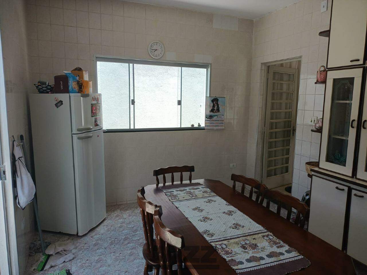 Casa à venda com 5 quartos, 110m² - Foto 3