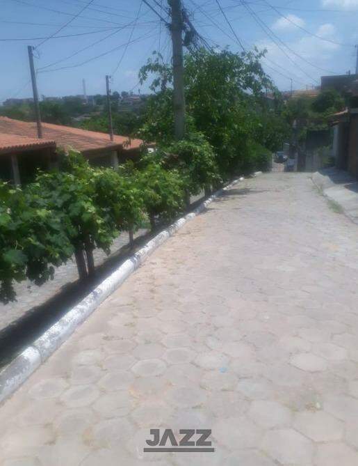 Casa à venda com 2 quartos, 79m² - Foto 13