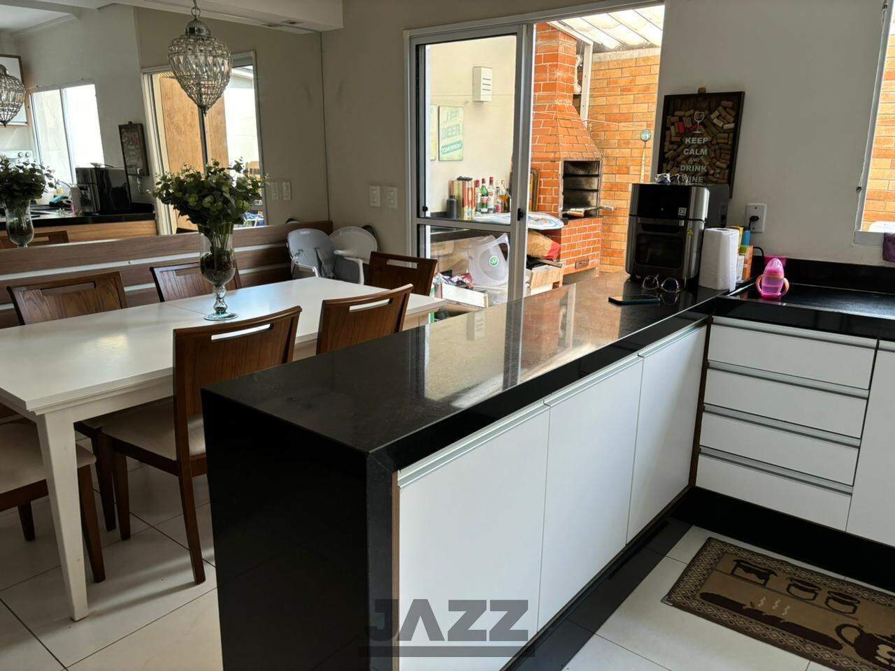 Casa à venda com 2 quartos, 68m² - Foto 12