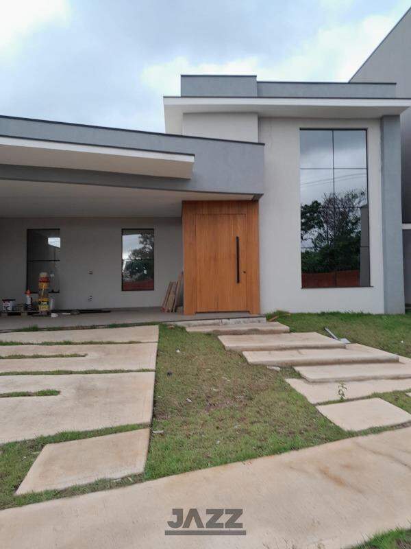 Casa de Condomínio à venda com 3 quartos, 200m² - Foto 1