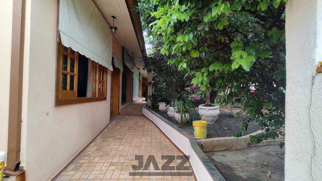 Fazenda à venda com 5 quartos, 2940m² - Foto 25