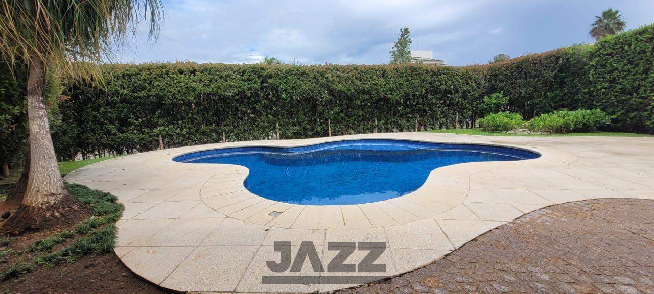 Casa de Condomínio para alugar com 5 quartos, 338m² - Foto 23