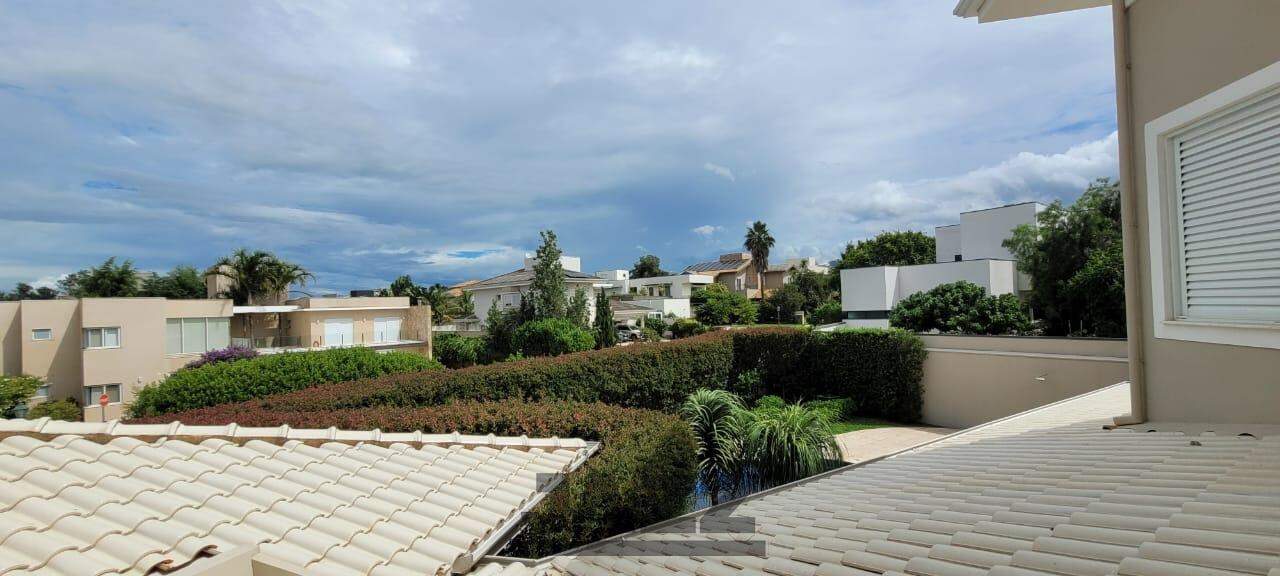 Casa de Condomínio para alugar com 5 quartos, 338m² - Foto 36
