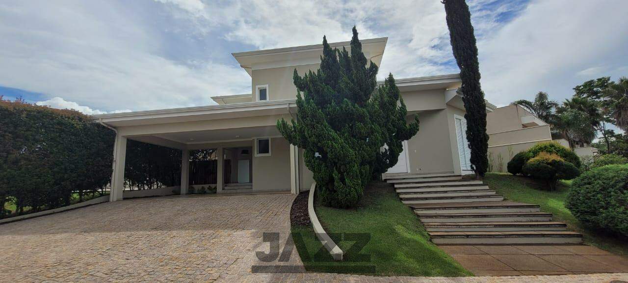 Casa de Condomínio para alugar com 5 quartos, 338m² - Foto 2