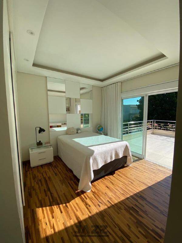 Casa de Condomínio à venda com 5 quartos, 338m² - Foto 31