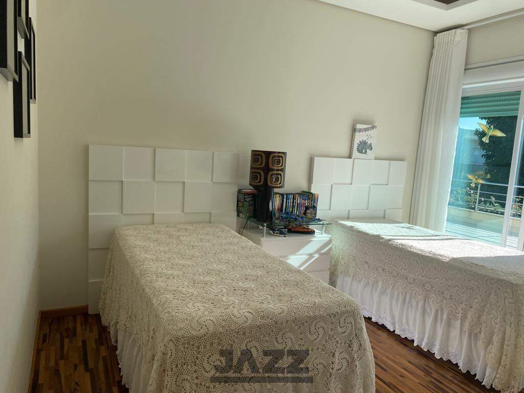 Casa de Condomínio à venda com 5 quartos, 338m² - Foto 24